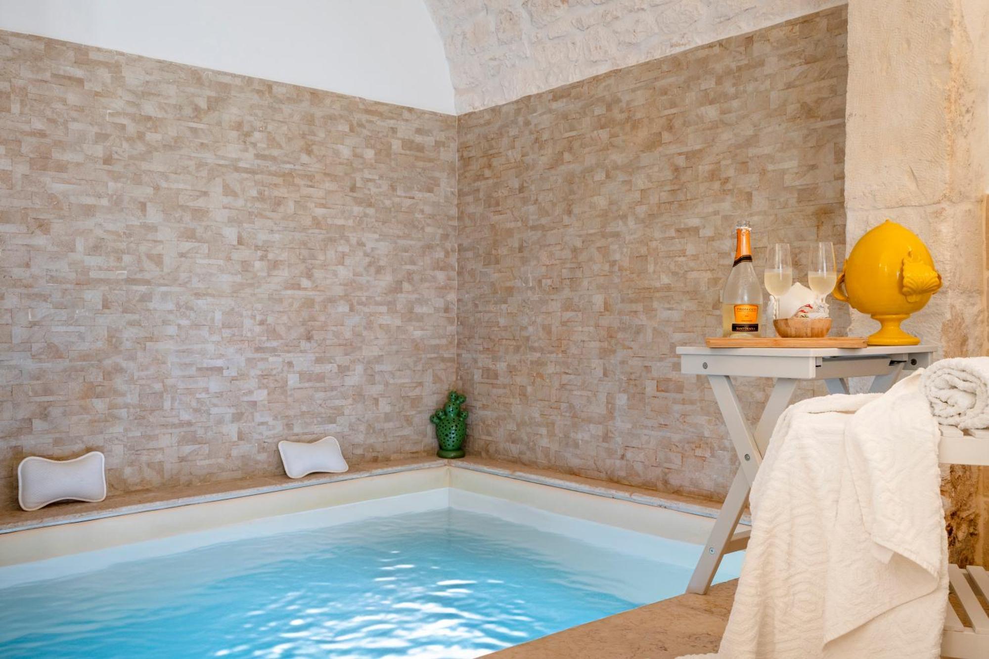 Maison Blanc Ostuni Bagian luar foto