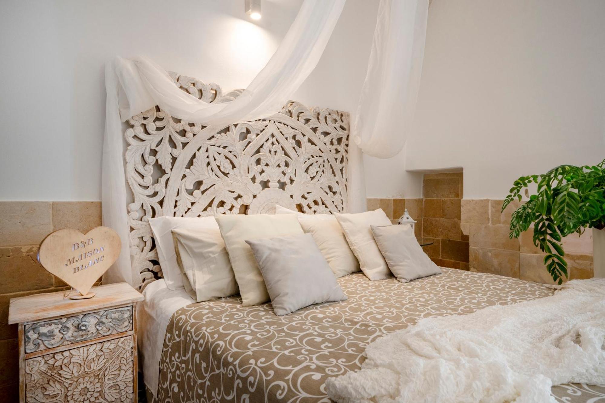 Maison Blanc Ostuni Bagian luar foto
